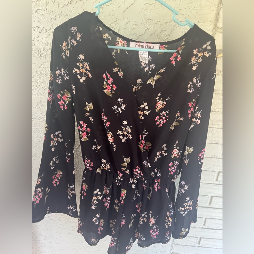 Floral romper size medium